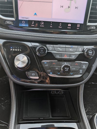 2024 Chrysler Pacifica Limited AWD