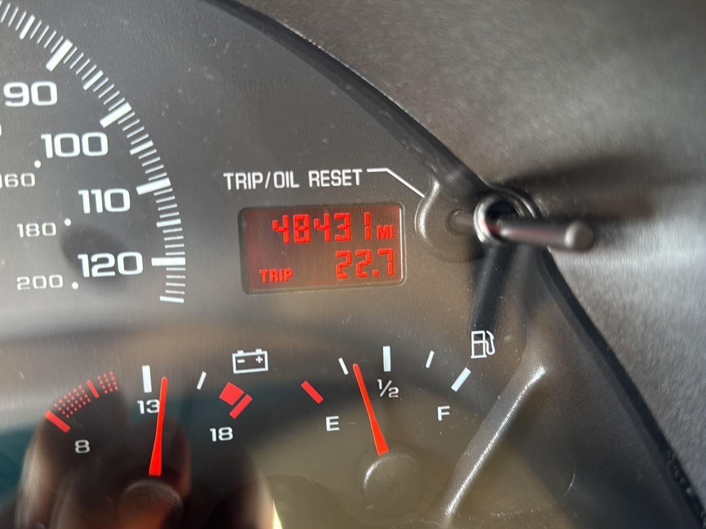 2001 Chevrolet Camaro Base