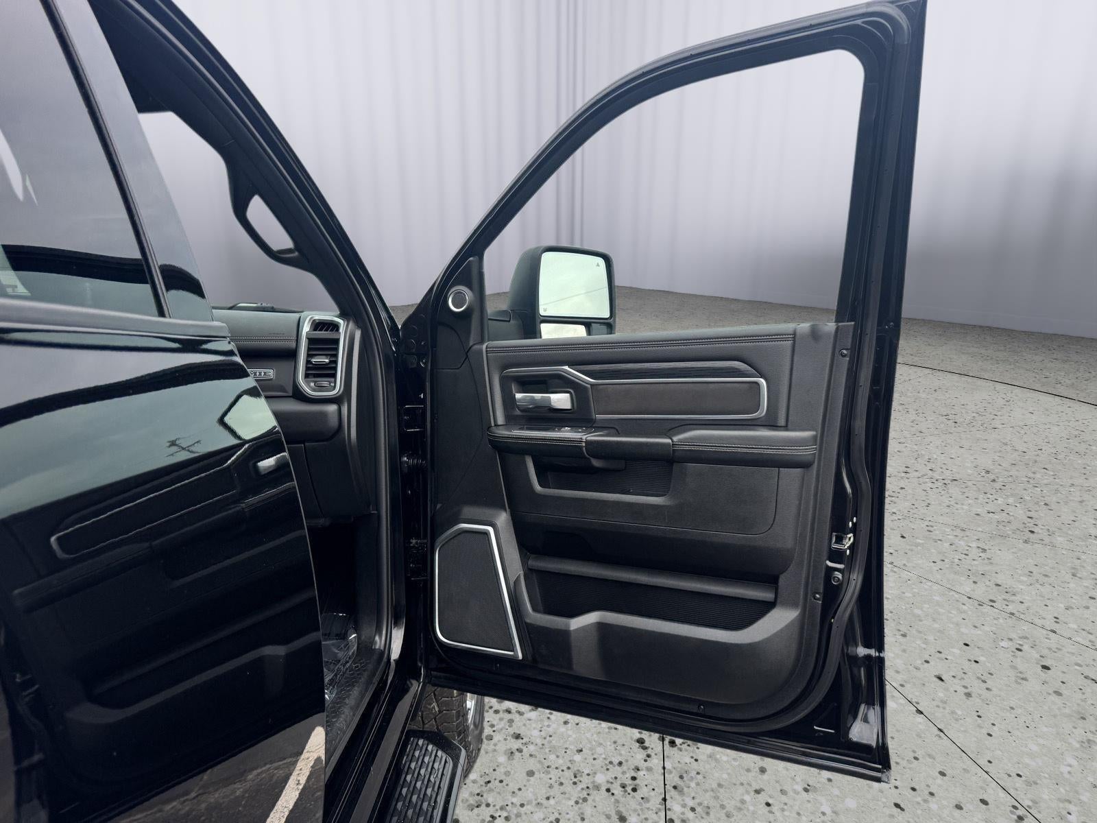 2023 RAM 3500 Laramie Mega Cab 4x4 6'4' Box