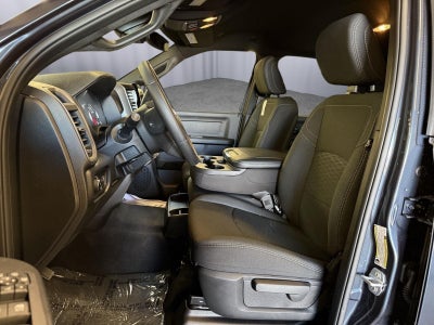 2026 RAM Ram 2500 RAM 2500 BLACK EXPRESS CREW CAB 4X4 6'4' BOX