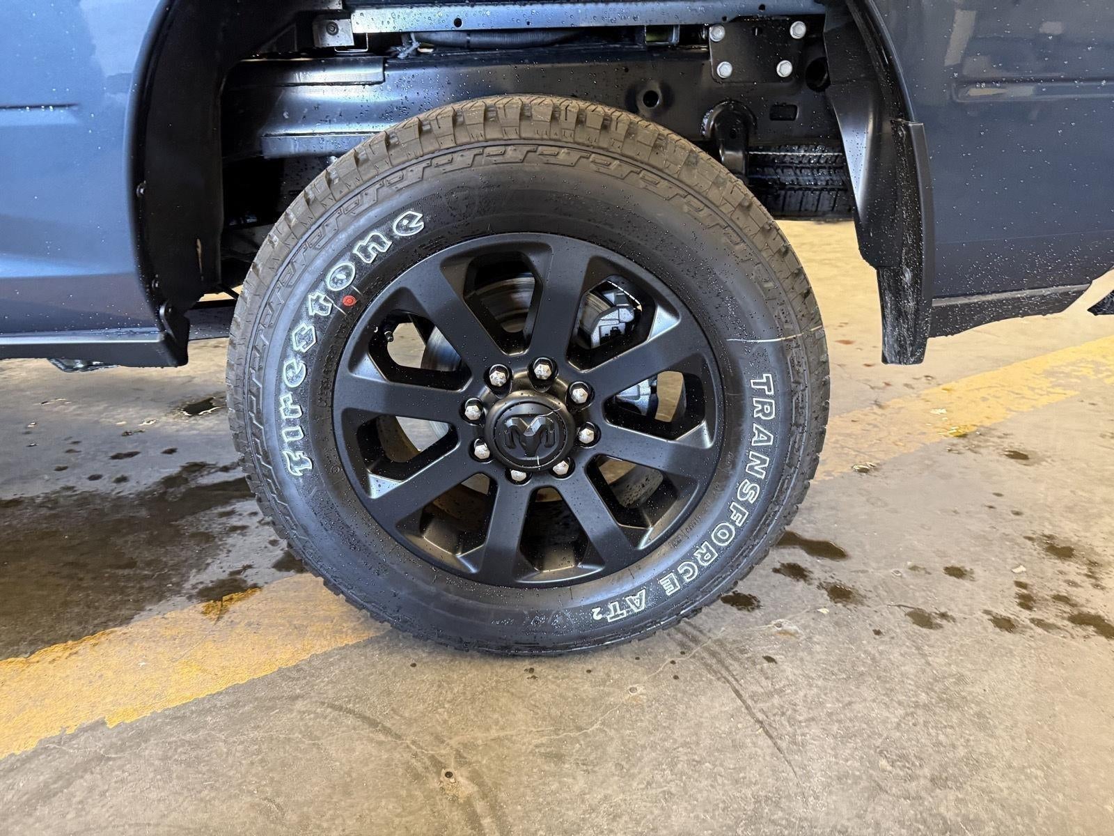 2026 RAM Ram 2500 RAM 2500 BLACK EXPRESS CREW CAB 4X4 6'4' BOX