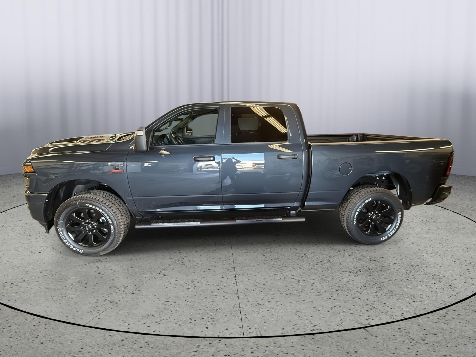 2026 RAM Ram 2500 RAM 2500 BLACK EXPRESS CREW CAB 4X4 6'4' BOX