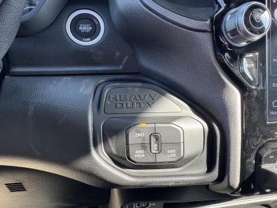 2026 RAM Ram 2500 RAM 2500 BLACK EXPRESS CREW CAB 4X4 6'4' BOX