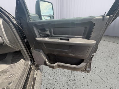 2026 RAM Ram 2500 RAM 2500 BLACK EXPRESS CREW CAB 4X4 6'4' BOX