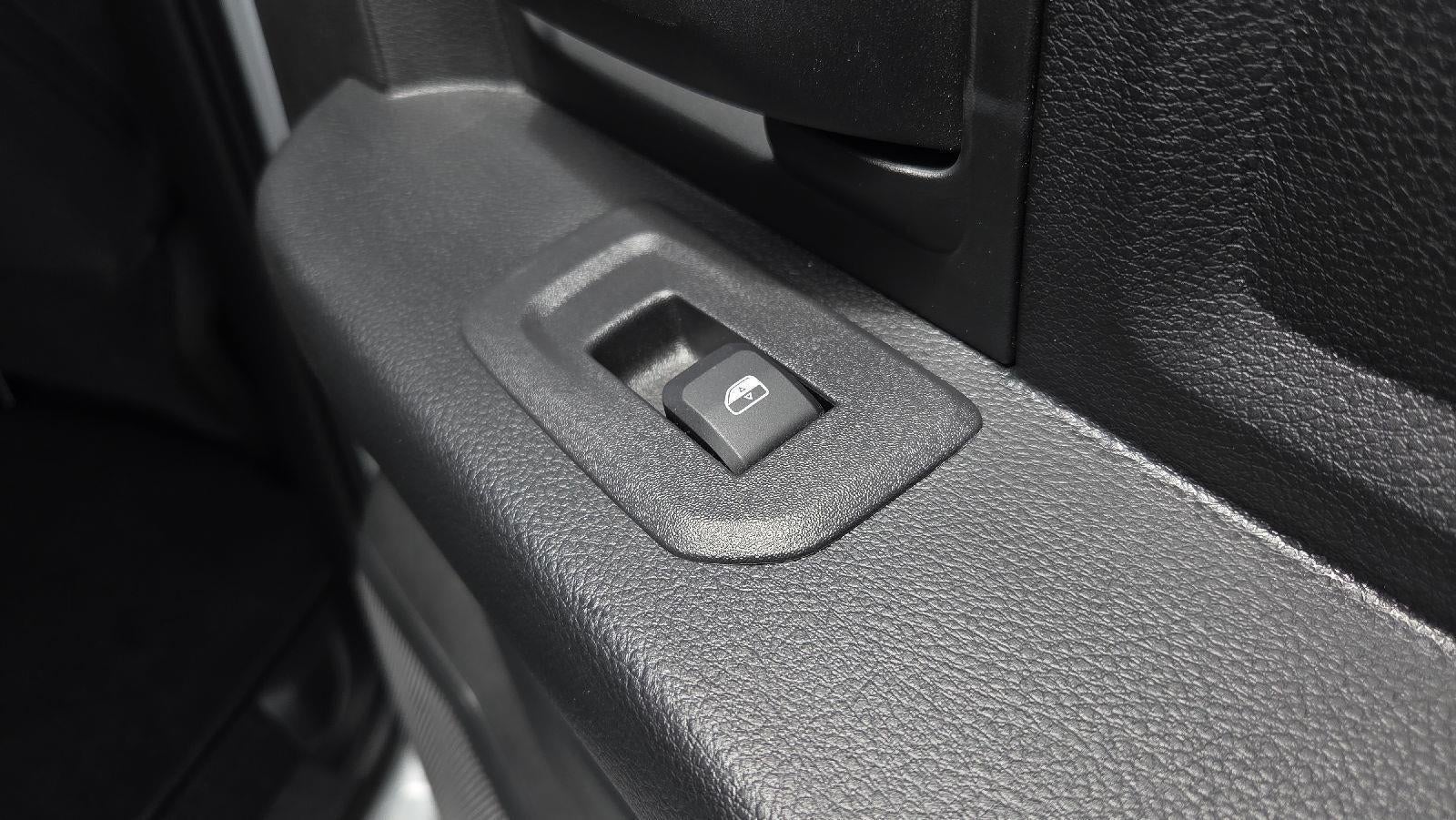 2025 RAM Ram 2500 RAM 2500 TRADESMAN CREW CAB 4X4 6'4' BOX