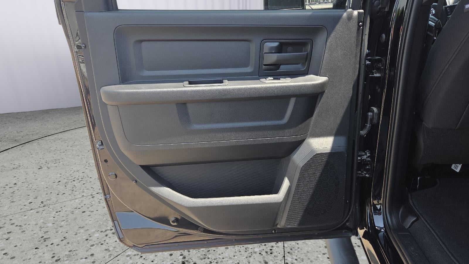 2025 RAM Ram 2500 RAM 2500 TRADESMAN CREW CAB 4X4 6'4' BOX