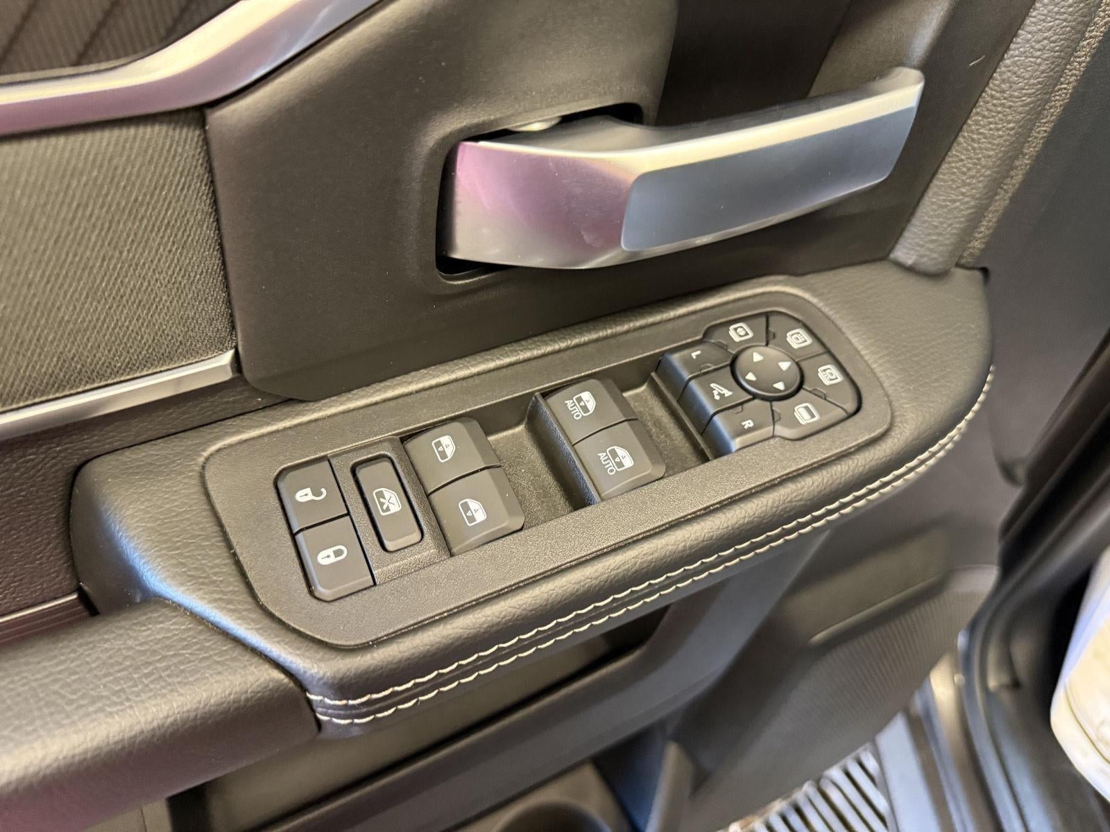 2025 RAM Ram 2500 RAM 2500 BIG HORN CREW CAB 4X4 6'4' BOX