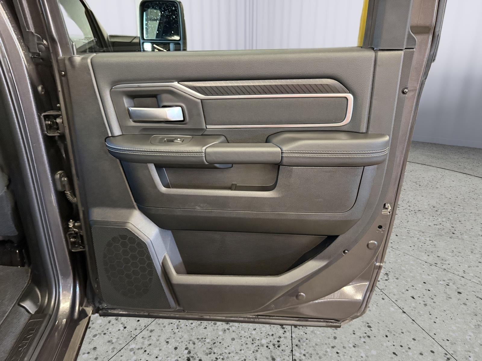 2025 RAM Ram 2500 RAM 2500 BIG HORN CREW CAB 4X4 6'4' BOX