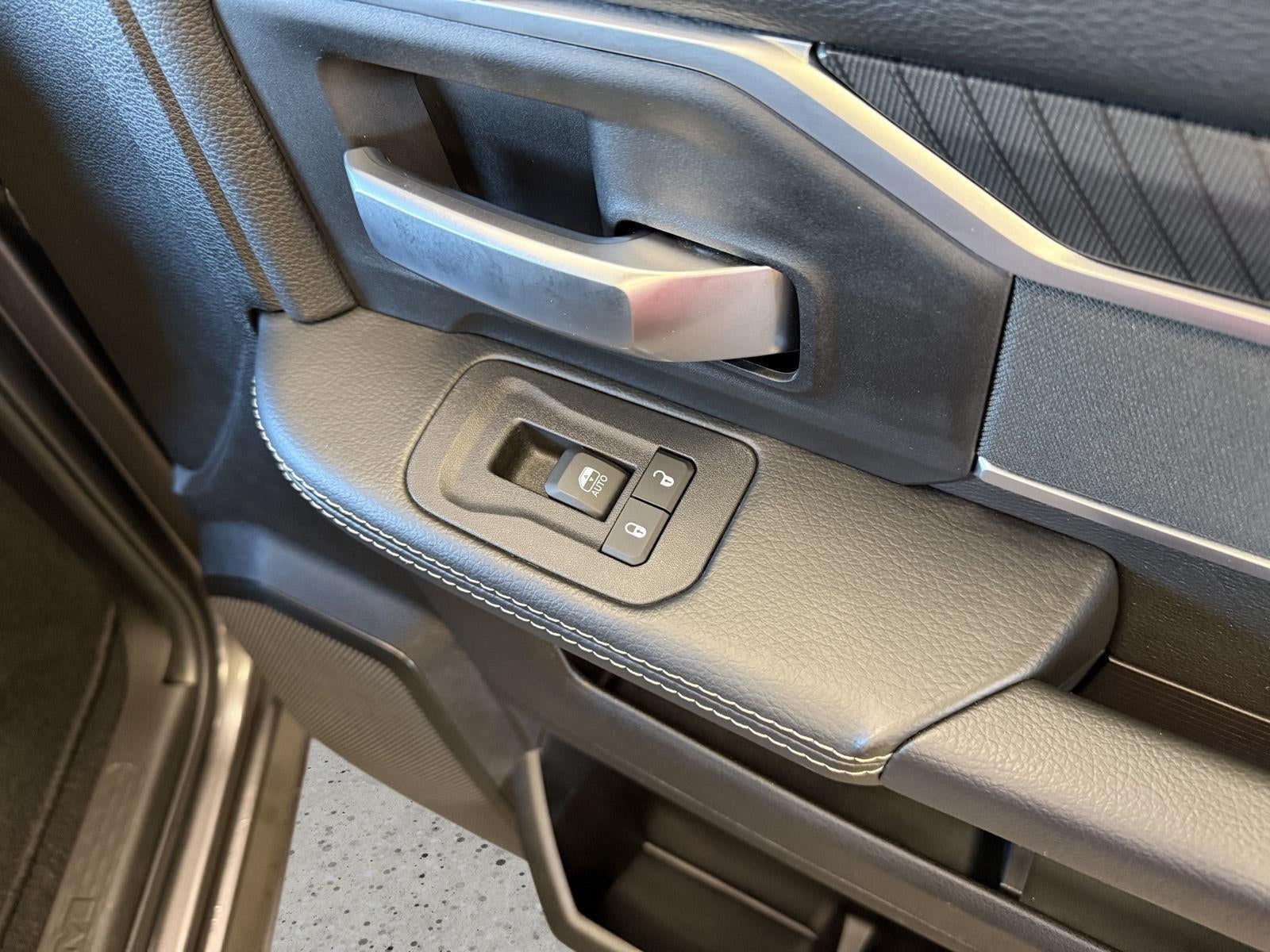 2025 RAM Ram 2500 RAM 2500 BIG HORN CREW CAB 4X4 6'4' BOX