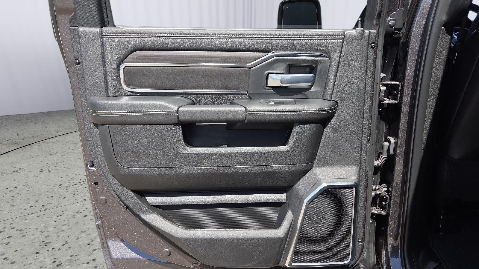 2025 RAM Ram 2500 RAM 2500 LARAMIE CREW CAB 4X4 6'4' BOX