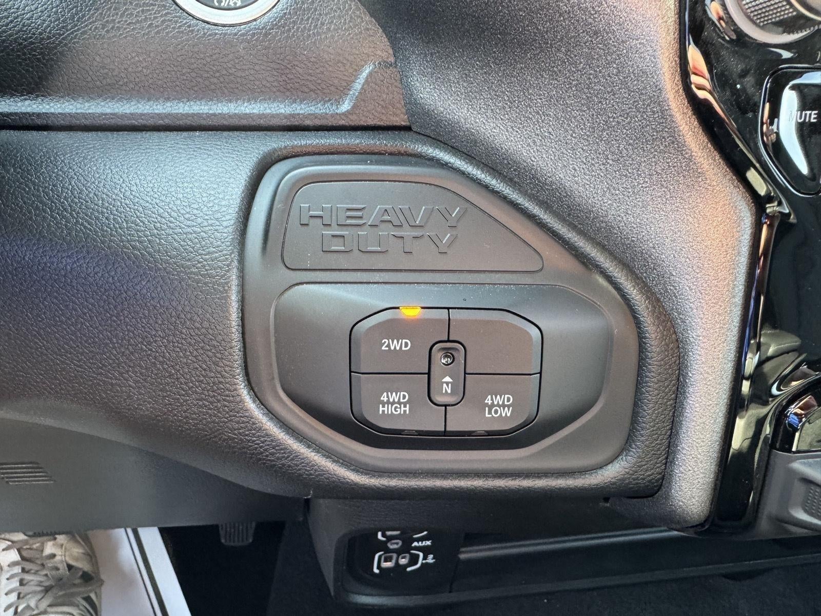 2026 RAM Ram 3500 RAM 3500 TRADESMAN CREW CAB 4X4 8' BOX