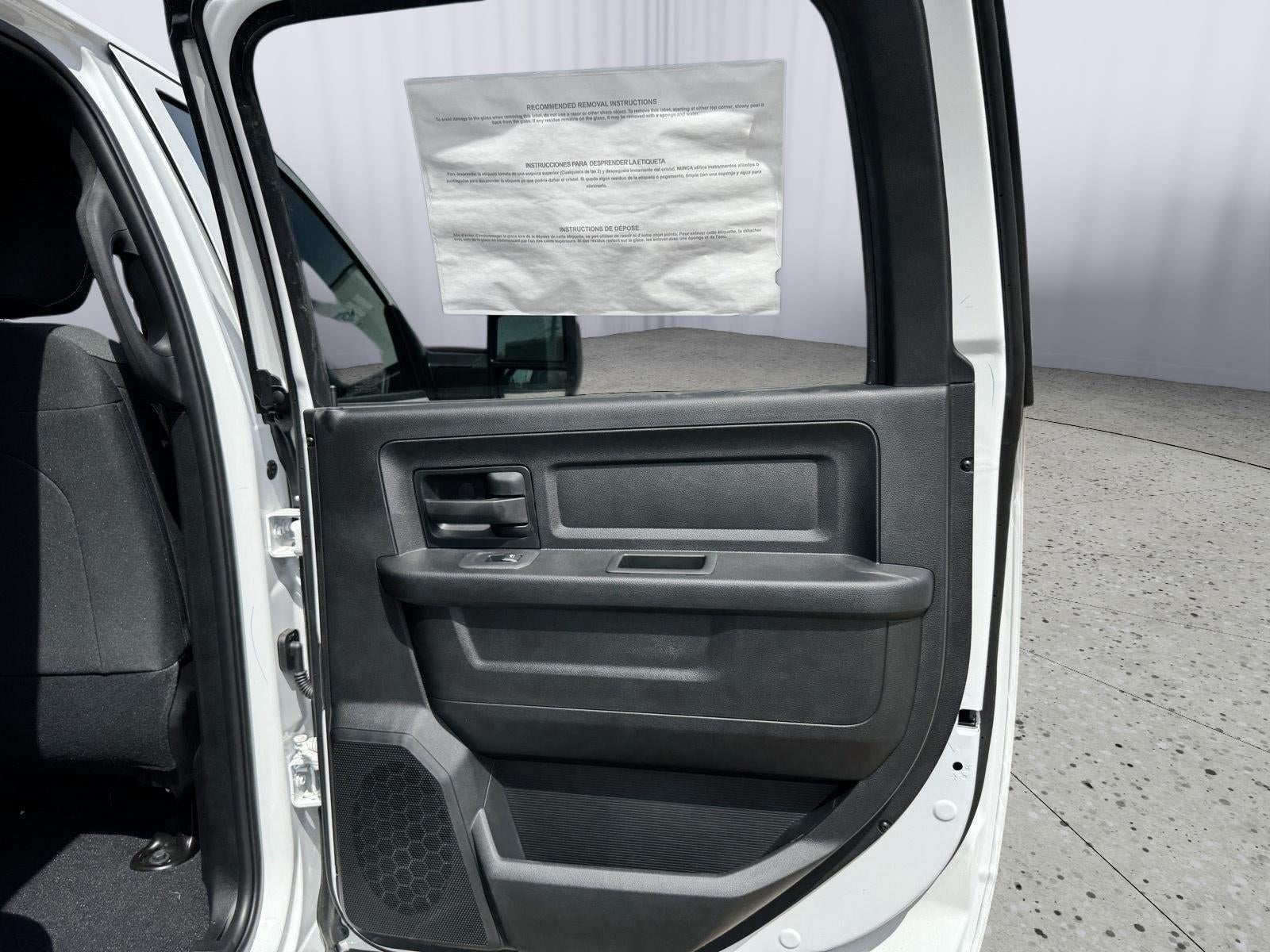 2026 RAM Ram 3500 RAM 3500 TRADESMAN CREW CAB 4X4 8' BOX