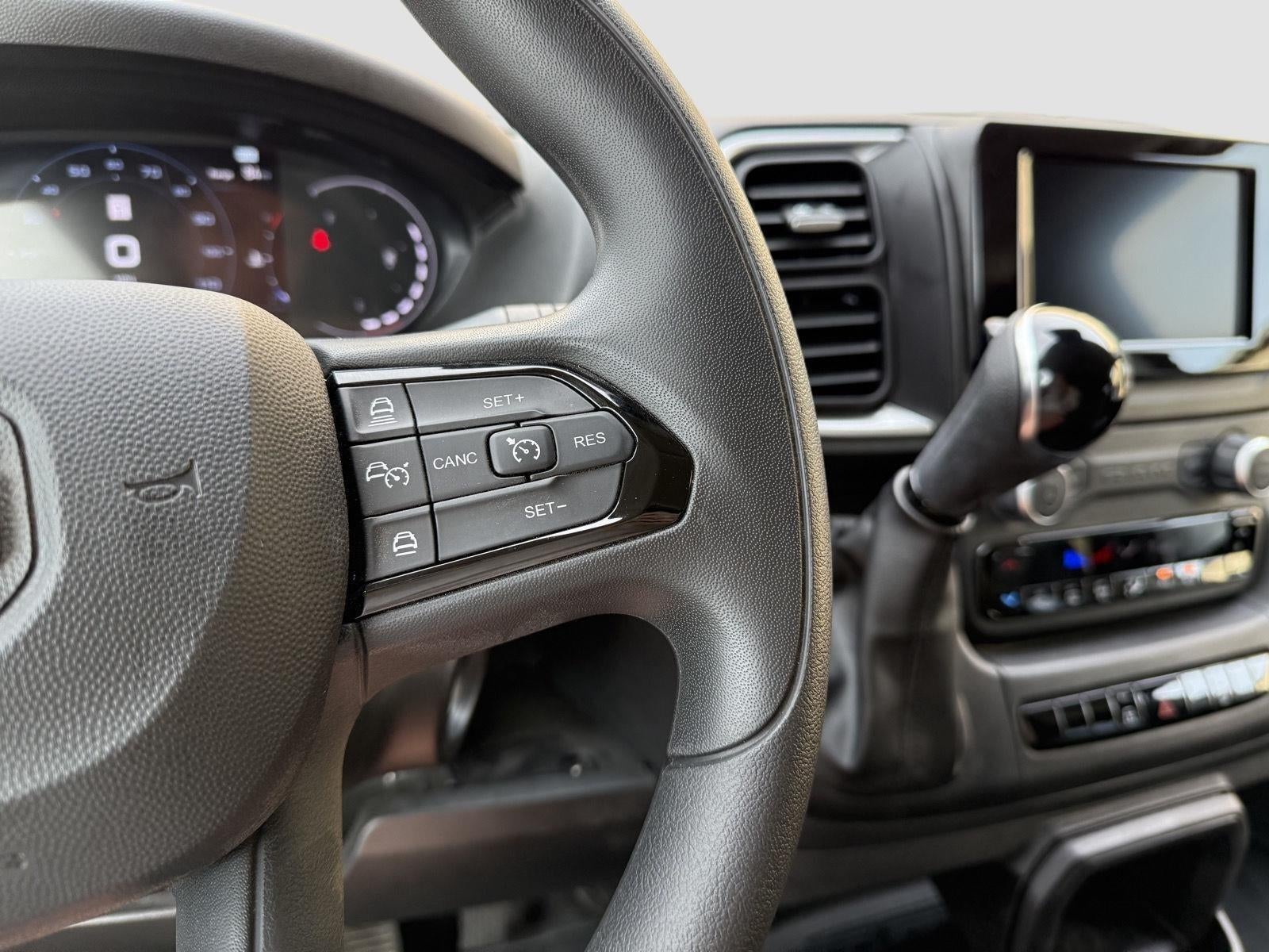 2025 RAM ProMaster 1500 SLT