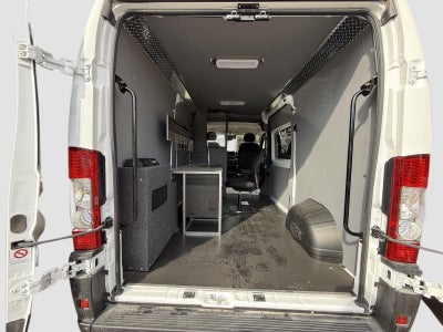 2025 RAM ProMaster 1500 SLT