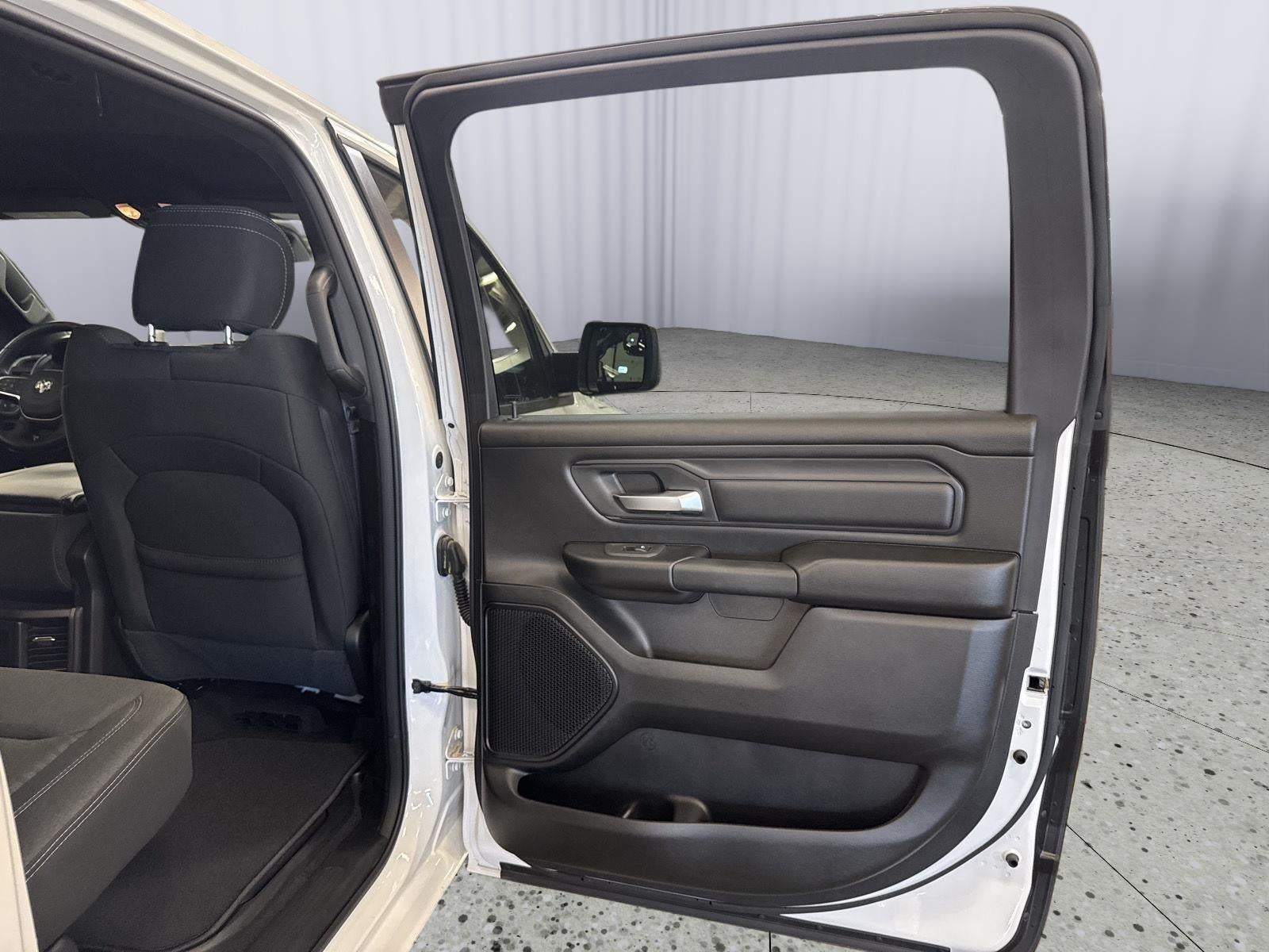 2026 RAM Ram 1500 RAM 1500 TRADESMAN CREW CAB 4X4 5'7' BOX