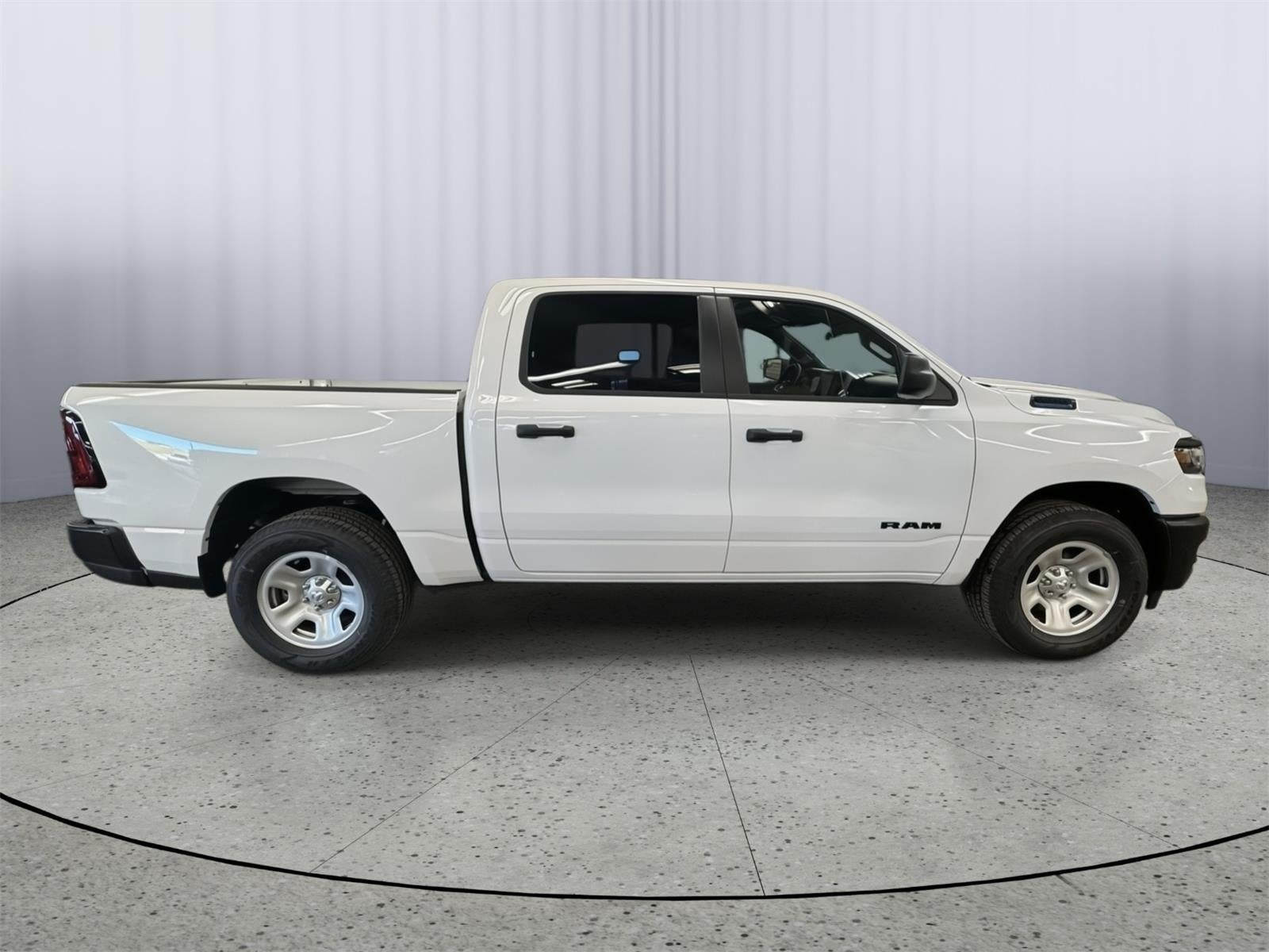 2026 RAM Ram 1500 RAM 1500 TRADESMAN CREW CAB 4X4 5'7' BOX