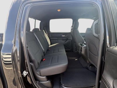 2026 RAM 1500 RAM 1500 EXPRESS CREW CAB 4X4 5'7' BOX