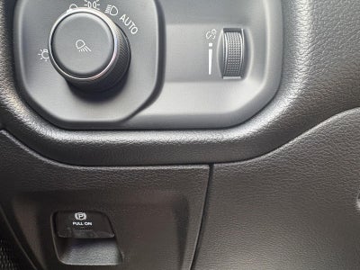 2026 RAM Ram 1500 RAM 1500 TRADESMAN CREW CAB 4X4 5'7' BOX