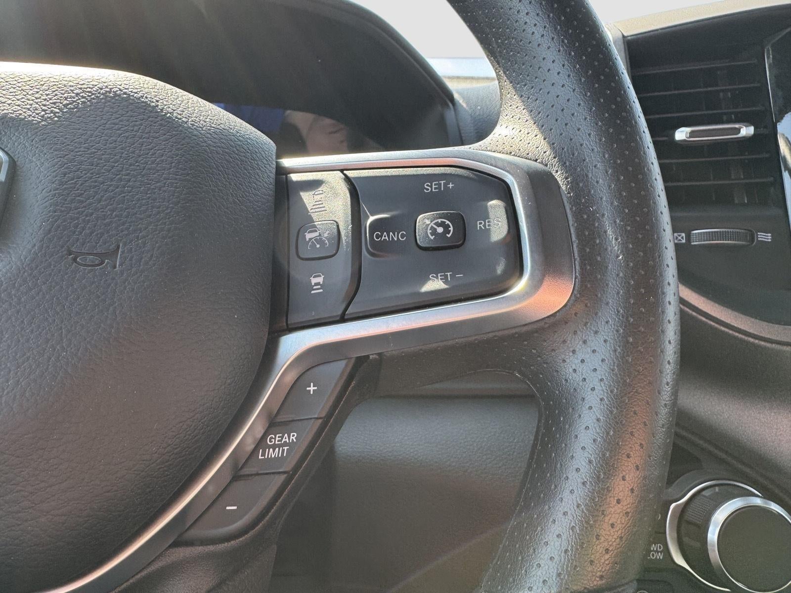 2026 RAM Ram 1500 RAM 1500 TRADESMAN CREW CAB 4X4 5'7' BOX