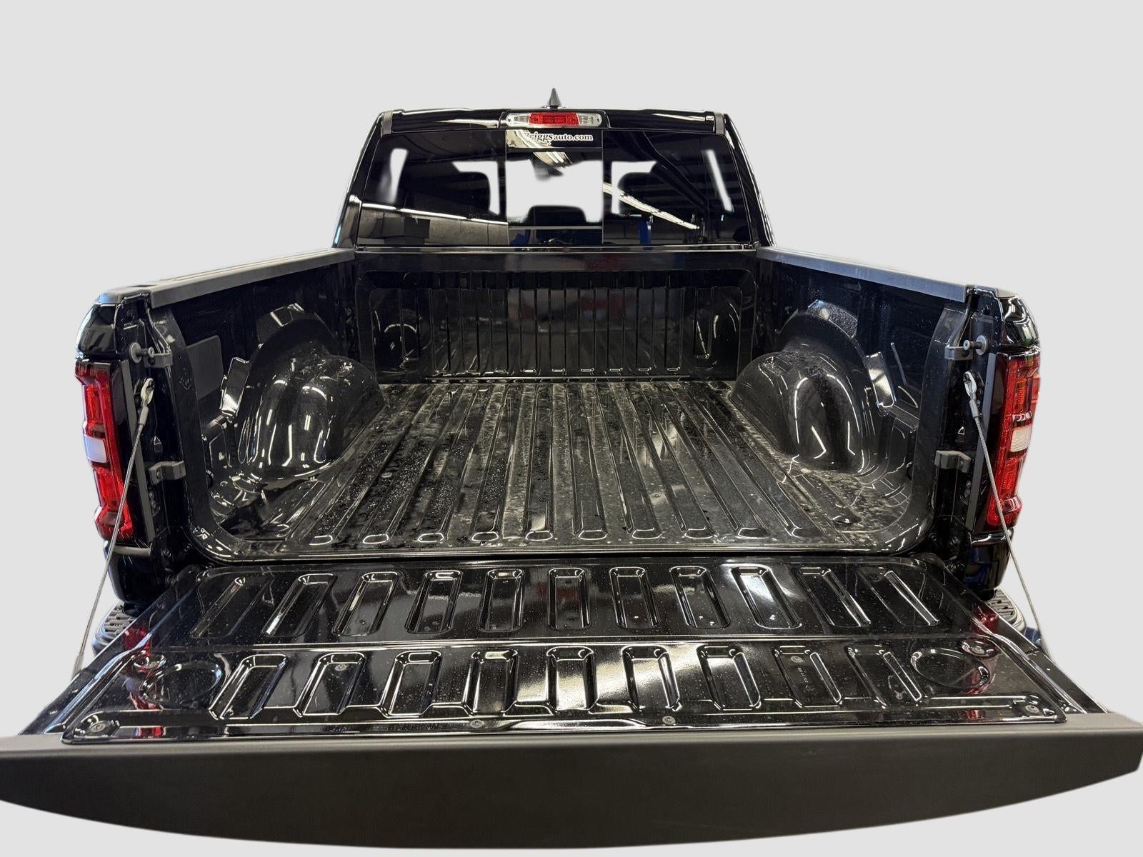 2026 RAM Ram 1500 RAM 1500 WARLOCK CREW CAB 4X4 5'7' BOX