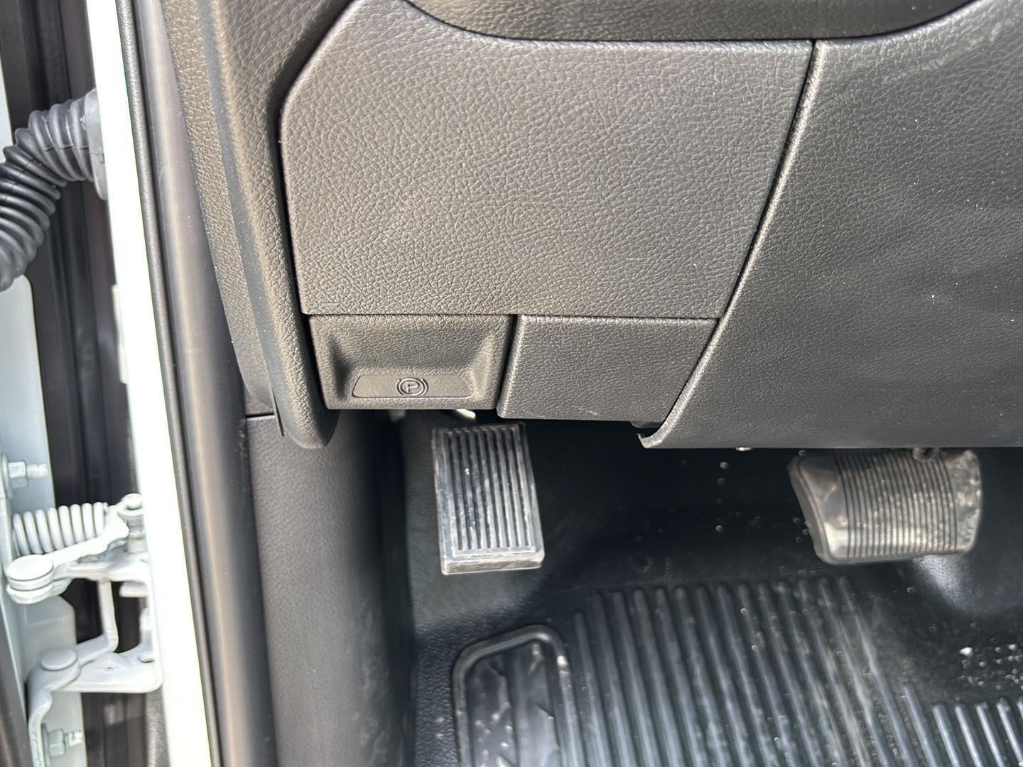 2026 RAM Ram 3500 Chassis Tradesman/Big Horn
