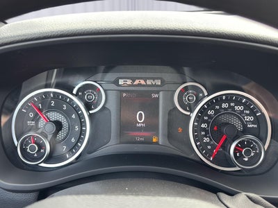 2026 RAM Ram 3500 Chassis Tradesman/Big Horn
