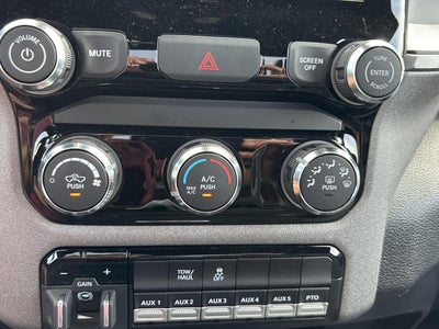 2026 RAM Ram 3500 Chassis Tradesman/Big Horn