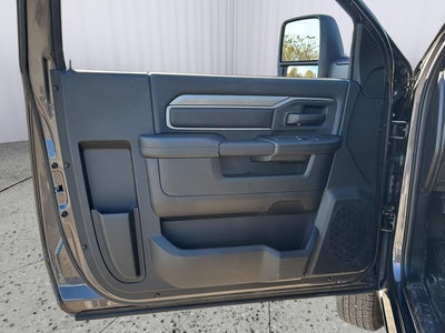 2026 RAM Ram 3500 Chassis Tradesman/Big Horn