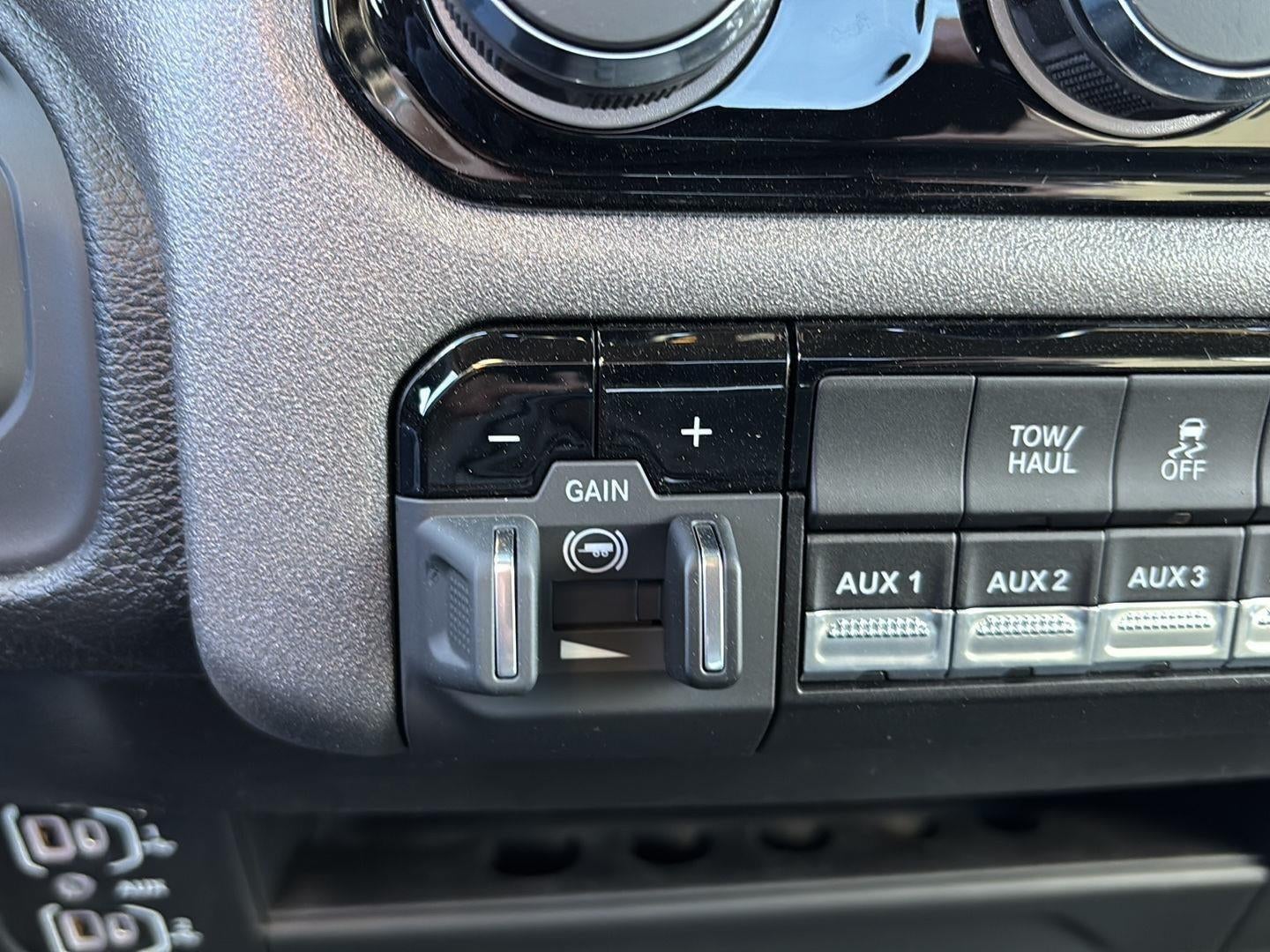 2026 RAM Ram 3500 Chassis Tradesman/Big Horn