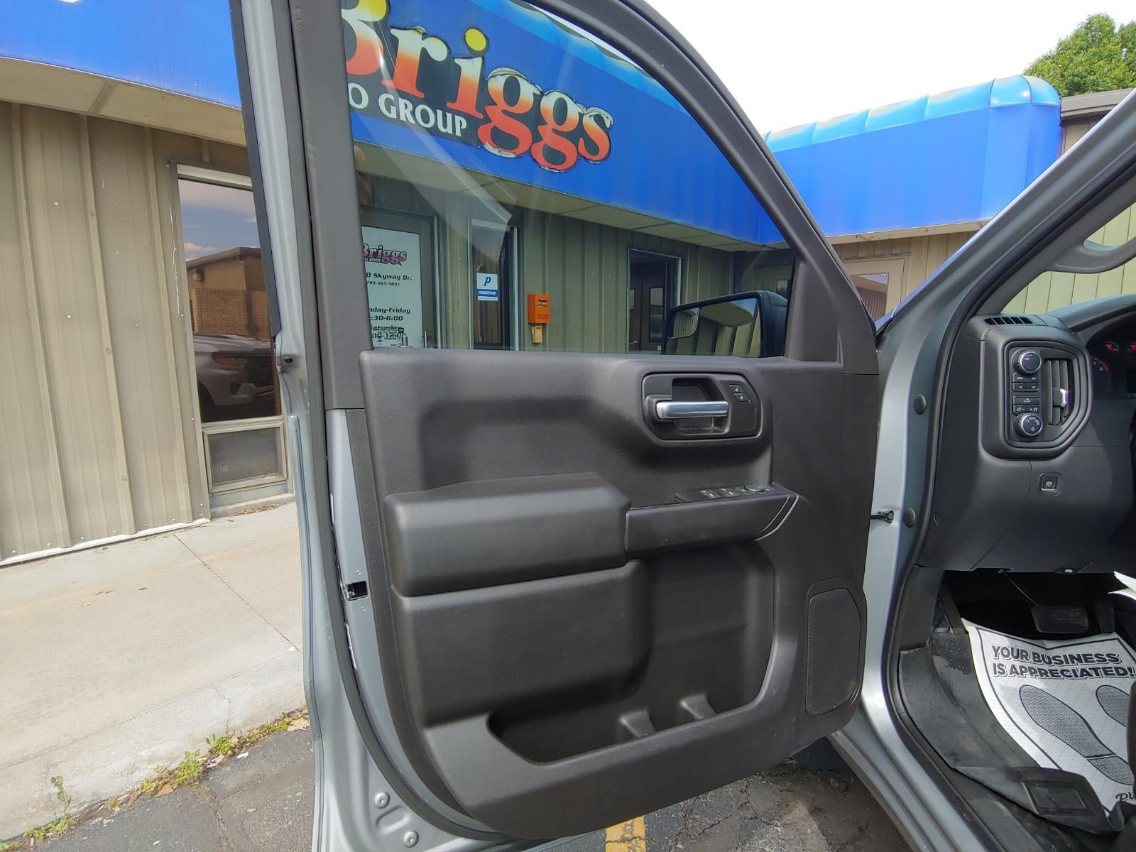 2023 Chevrolet Silverado 1500 4WD Crew Cab Short Bed Custom Trail Boss
