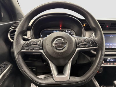 2020 Nissan Kicks SV Xtronic CVT
