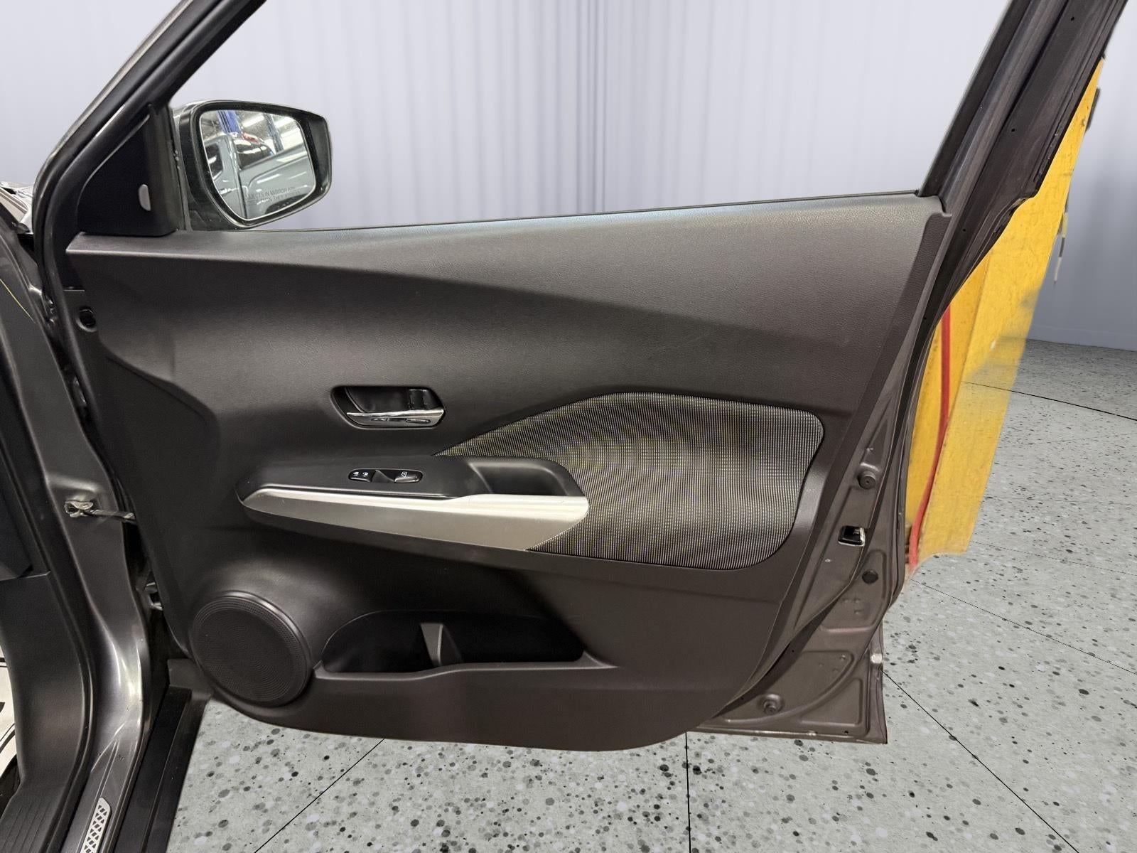 2020 Nissan Kicks SV Xtronic CVT