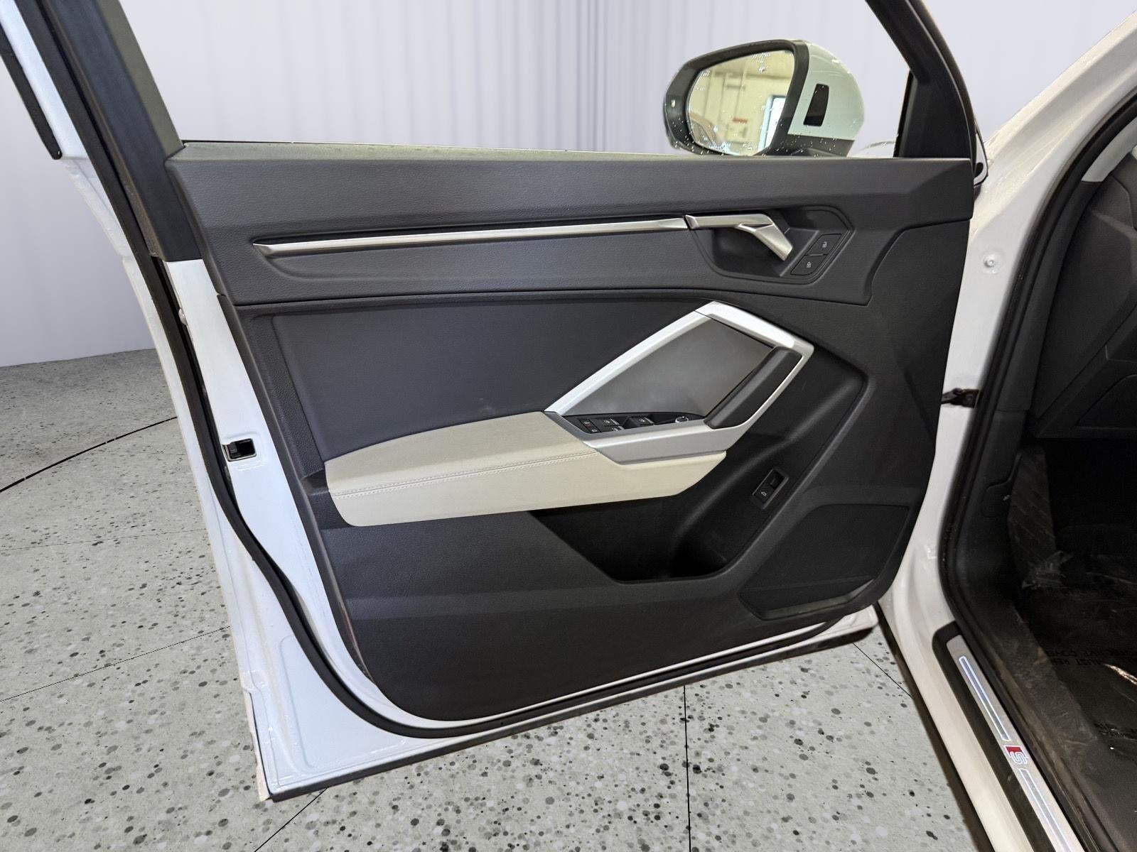 2025 Audi Q3 S line Premium