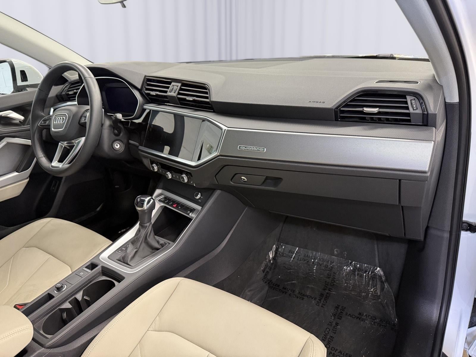 2025 Audi Q3 S line Premium