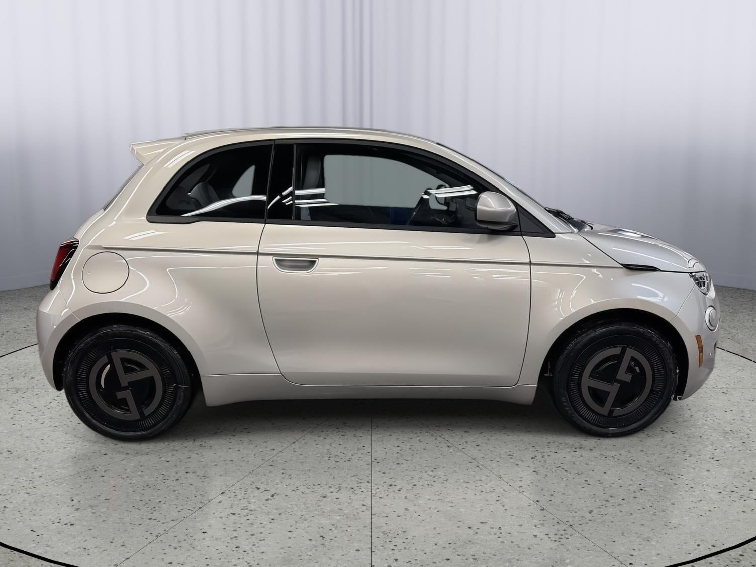2025 FIAT FIAT 500e GIORGIO ARMANI Collector's Edition