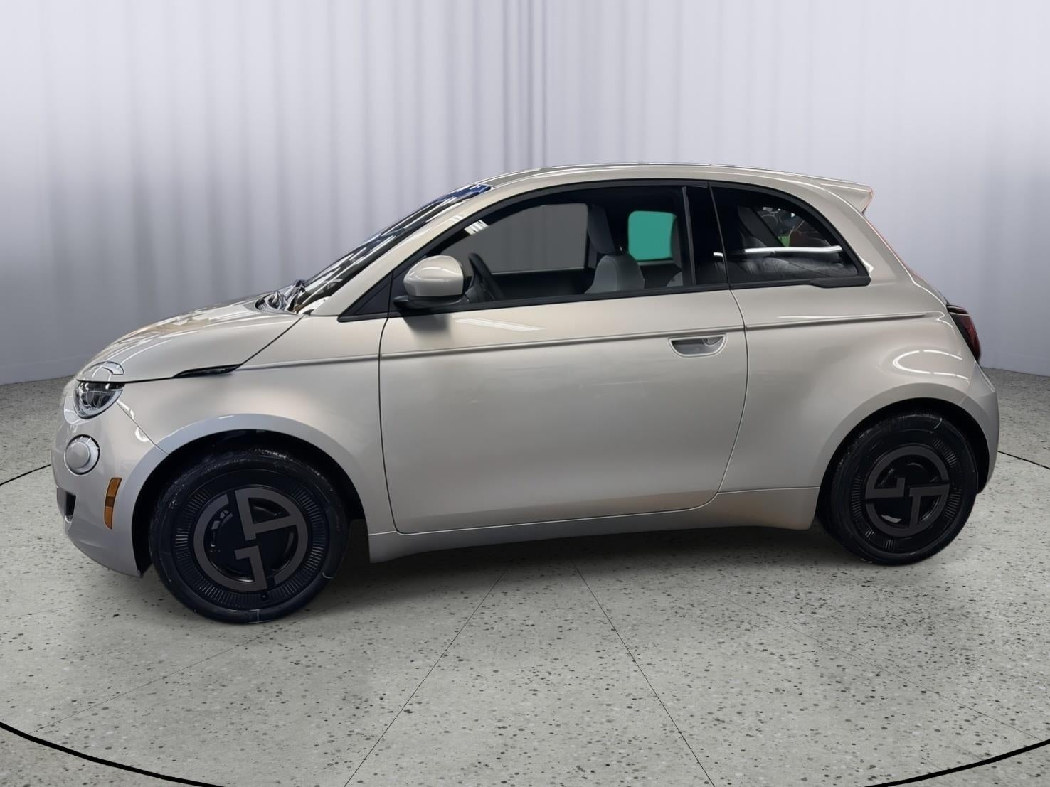 2025 FIAT FIAT 500e GIORGIO ARMANI Collector's Edition