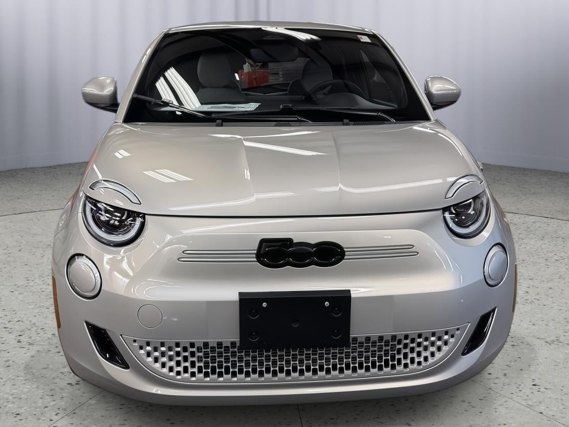 2025 FIAT FIAT 500e GIORGIO ARMANI Collector's Edition
