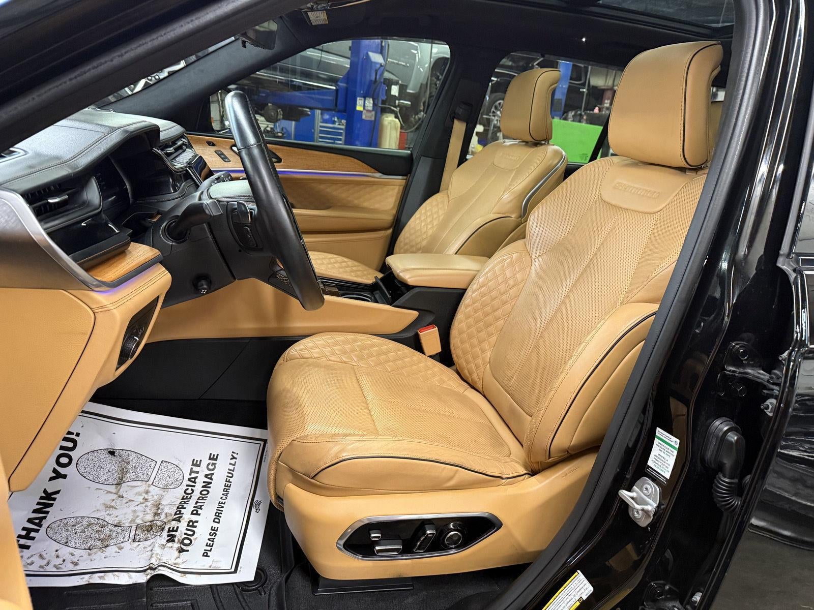 2022 Jeep Grand Cherokee Summit Reserve