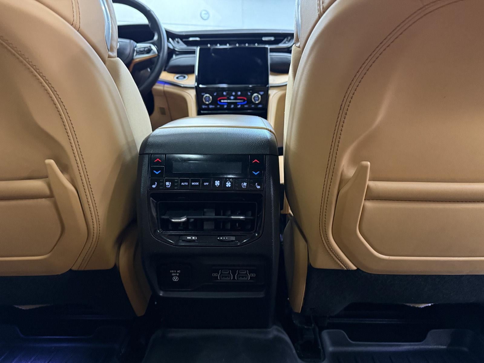 2022 Jeep Grand Cherokee Summit Reserve