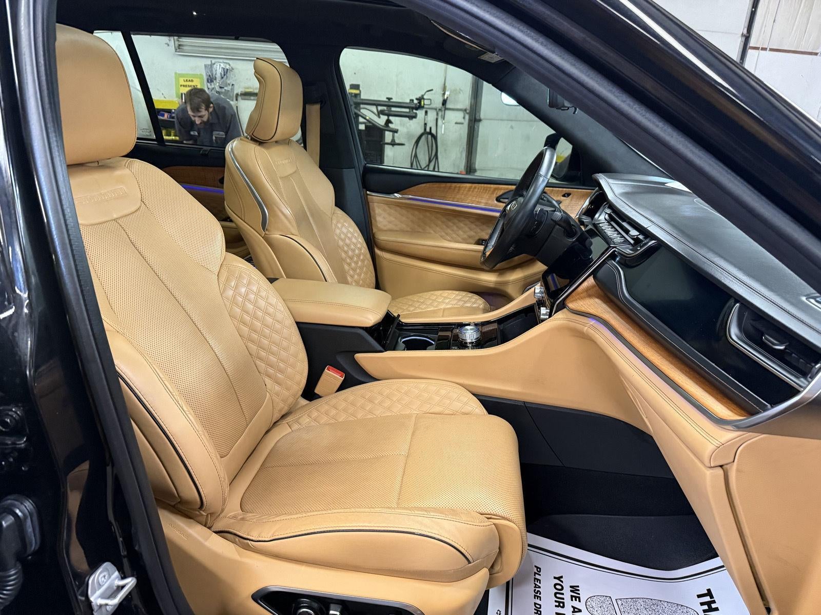 2022 Jeep Grand Cherokee Summit Reserve