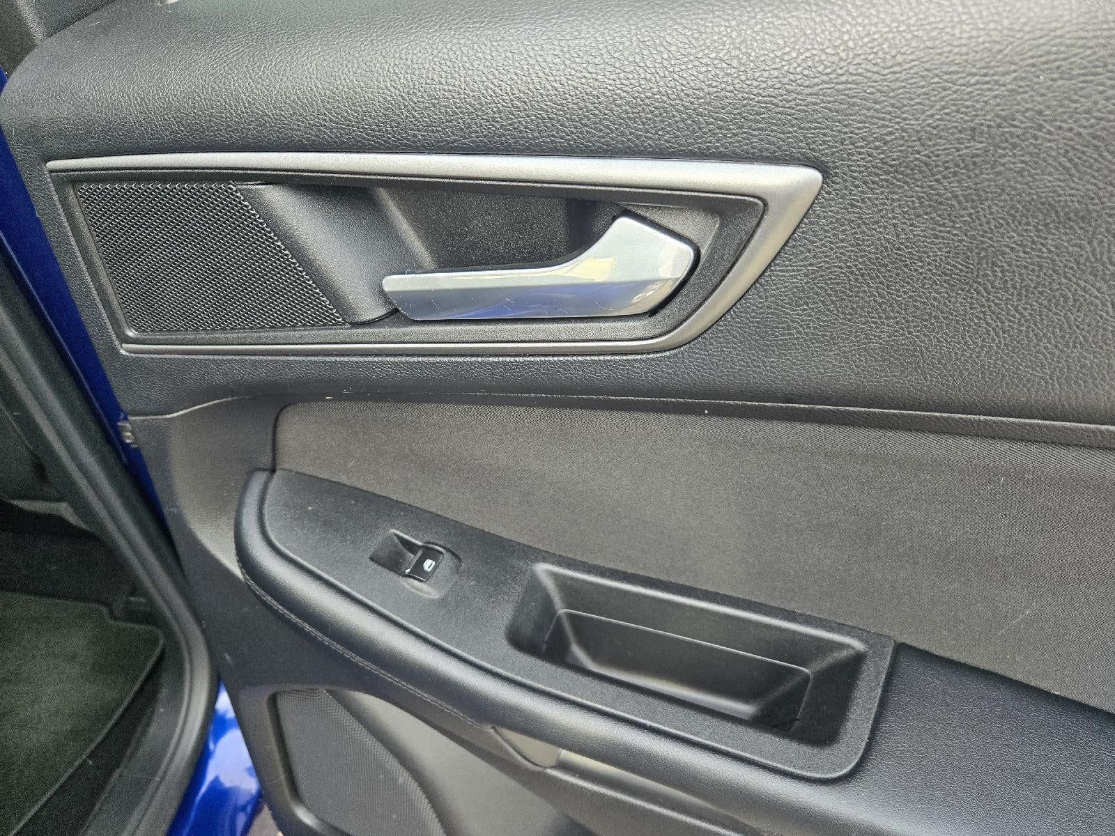 2015 Ford Edge SE