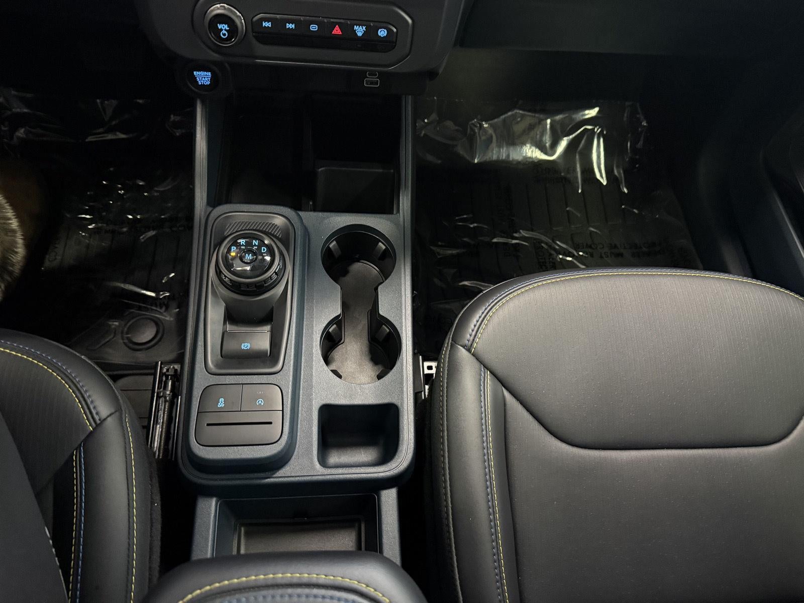 2025 Ford Maverick Lobo Standard