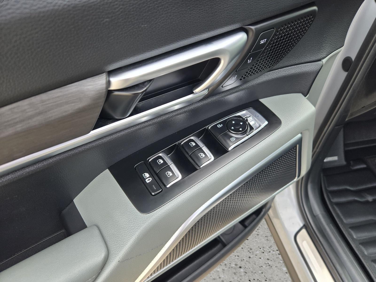 2023 Kia TELLURIDE Base
