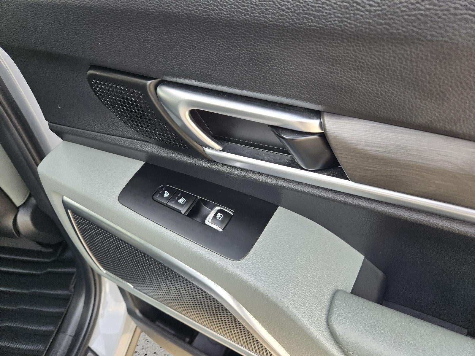 2023 Kia TELLURIDE Base