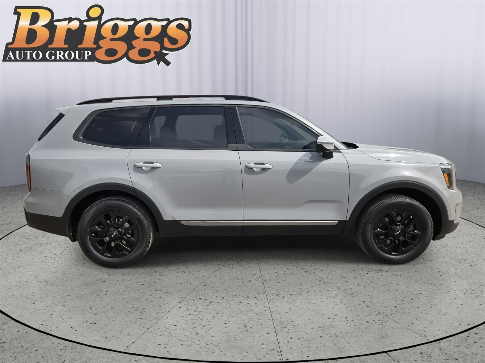 2023 Kia TELLURIDE Base