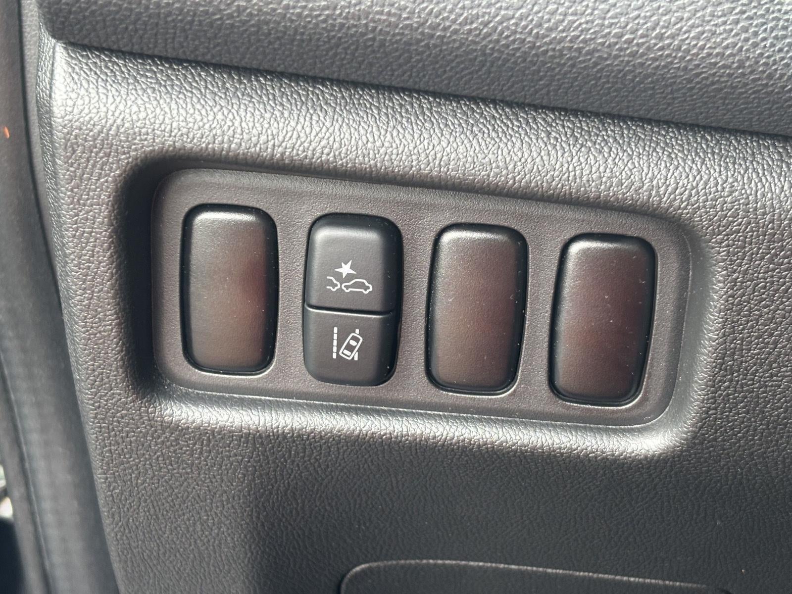 2025 Mitsubishi Outlander Sport S