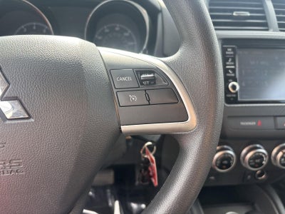 2025 Mitsubishi Outlander Sport SE