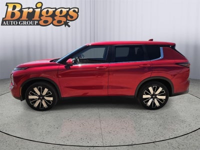 2025 Mitsubishi Outlander SE