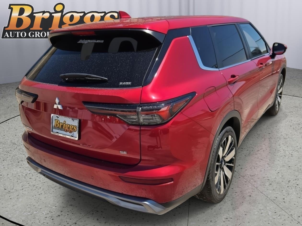 2025 Mitsubishi Outlander SE