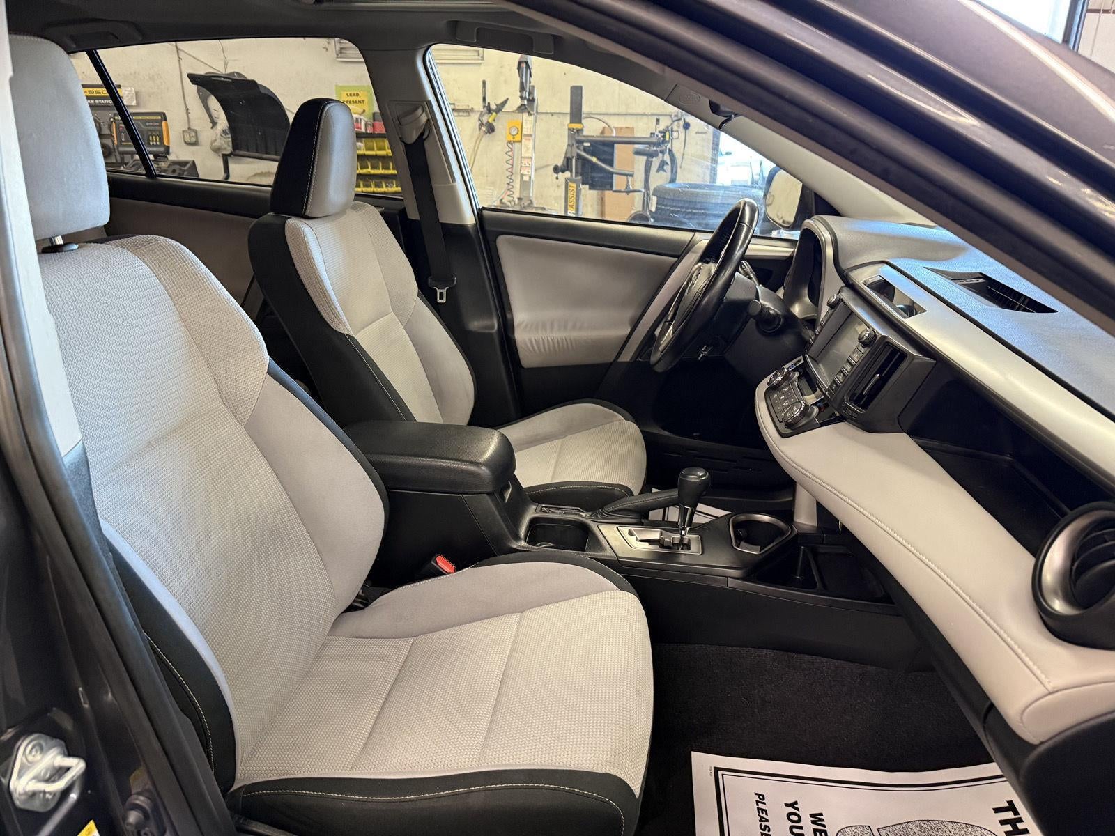 2017 Toyota RAV4 XLE